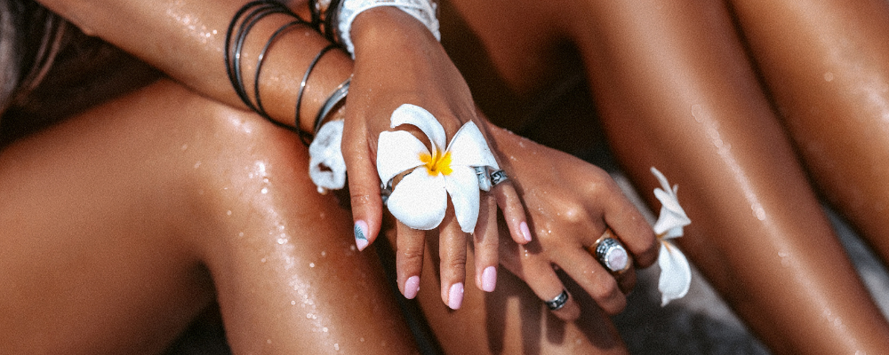 Jak zmyć samoopalacz? Poradnik